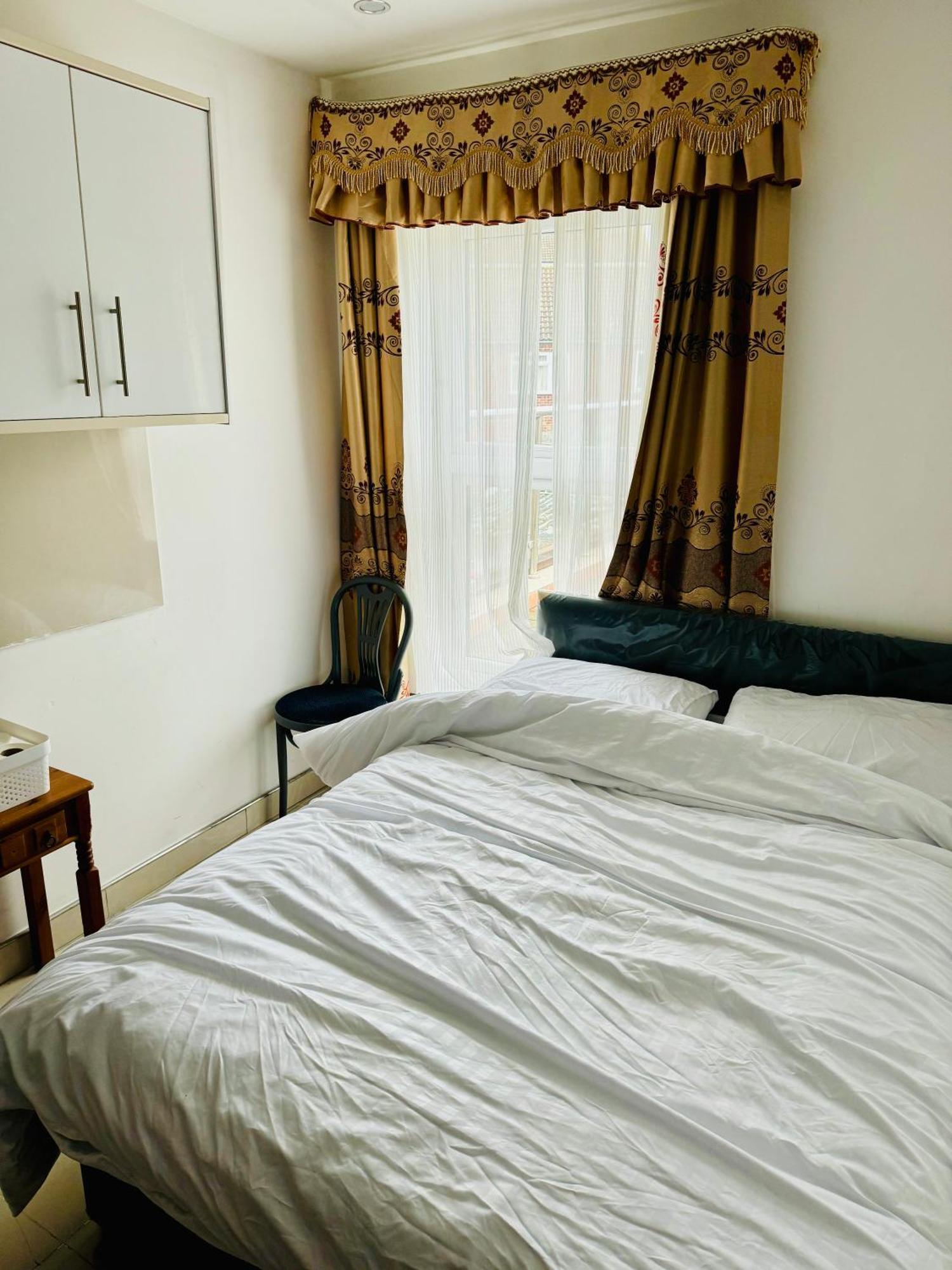 The Great Falcon Accommodation 伦敦 外观 照片