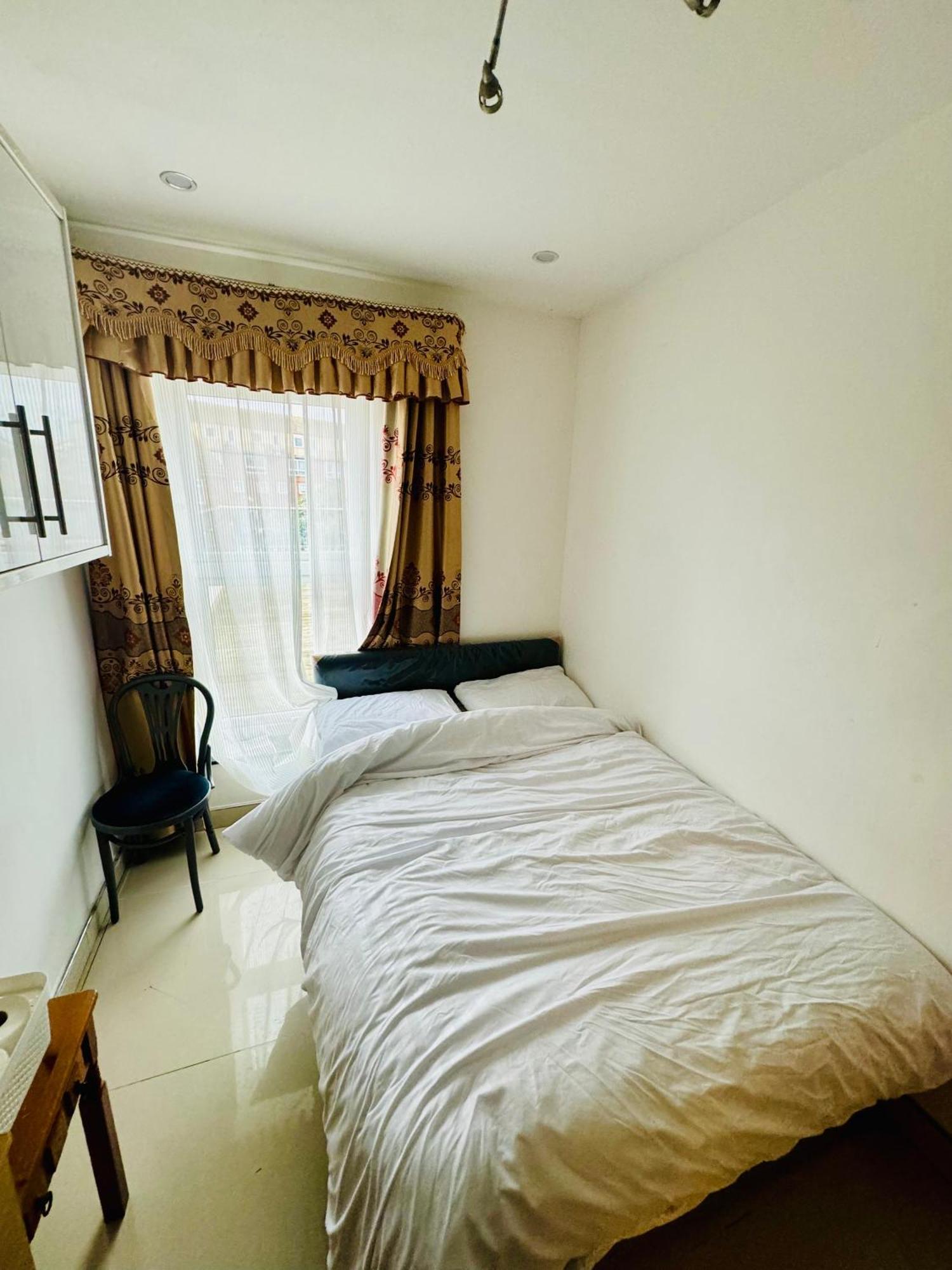 The Great Falcon Accommodation 伦敦 外观 照片